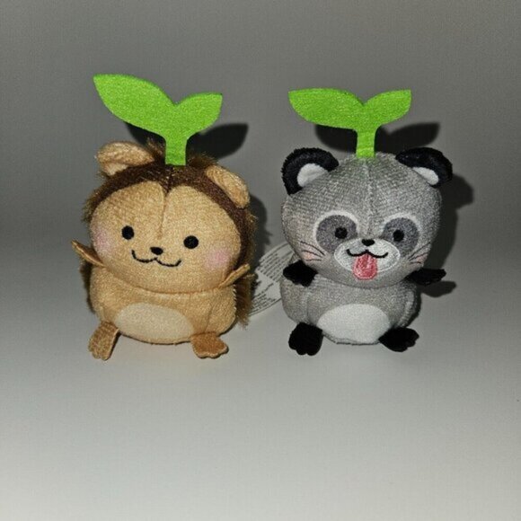 2 Sakuties Plush Lot Small 4" Bean Bag Toys Wally Hedgehog Reagan Raccoon - Picture 1 of 11